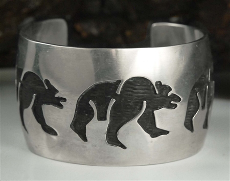 MANUEL HOYUNGOWA HOPI BEAR BRACELET